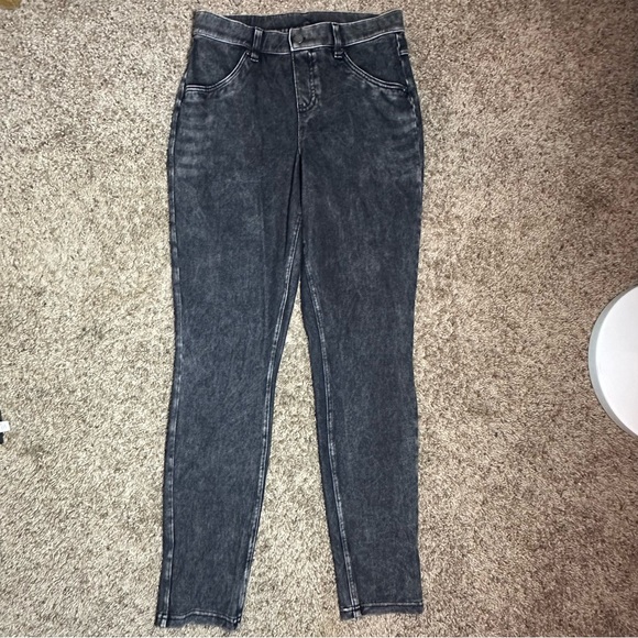 HUE Women's Gray Jeggings - Picture 2 of 5